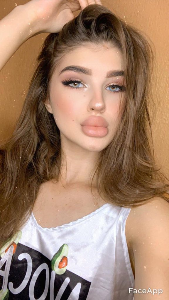 Услуги эскорта от Юлия в Москве